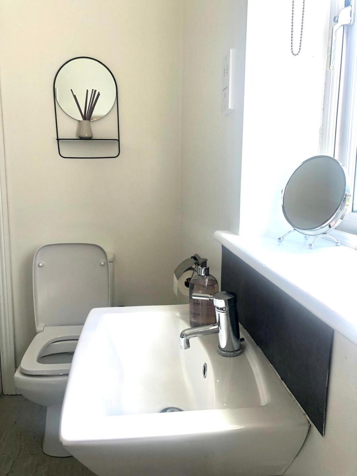 Swallow'S Rest Garden Apartment 阿什本 外观 照片